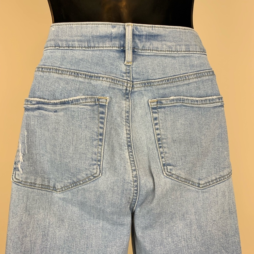 LOFT crop 32” waist jeans , “modern skinny crop “ - Picture 4 of 9